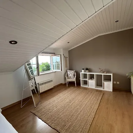 Obidos Lagoon Refuge 포즈도아렐로