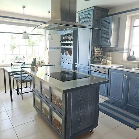 Obidos Lagoon Refuge 포즈도아렐로