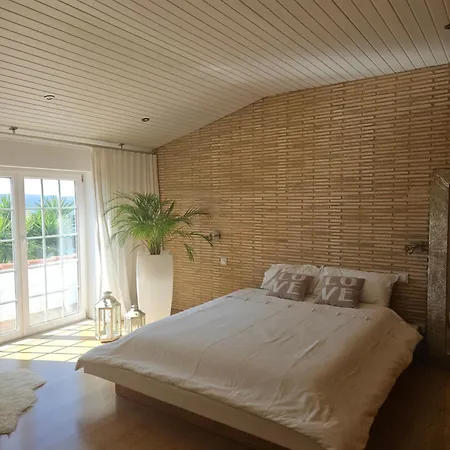 Obidos Lagoon Refuge 포즈도아렐로