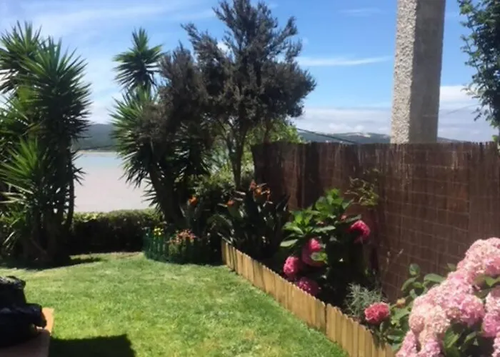 Obidos Lagoon Refuge * فوز دو أريلهو