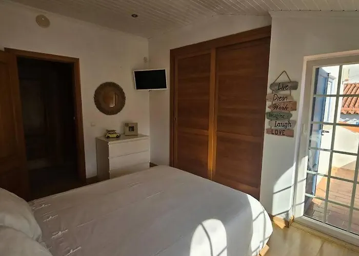 Obidos Lagoon Refuge *