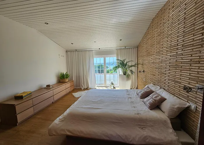 Obidos Lagoon Refuge