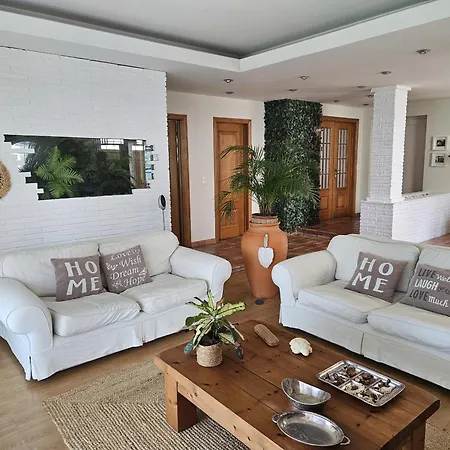 BeGuest Lagoon Refuge Villa *