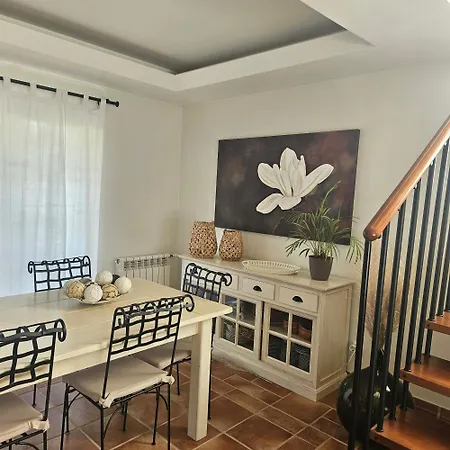 BeGuest Lagoon Refuge Villa