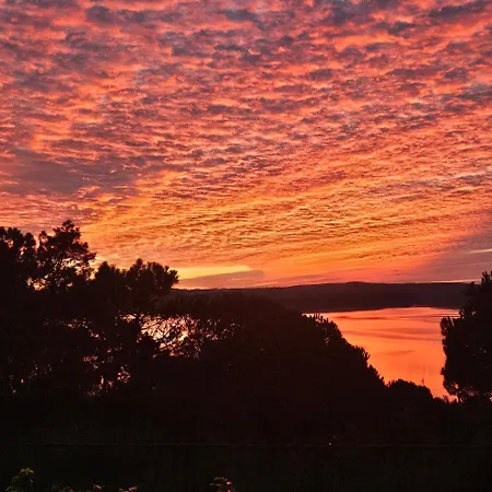BeGuest Lagoon Refuge